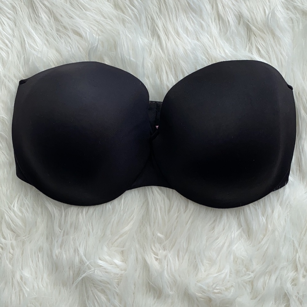 Victoria’s Secret | Body by Victoria Strapless Bra